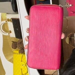 132. LV ZIP Sold As Is Desc In Live No Cancel/returns